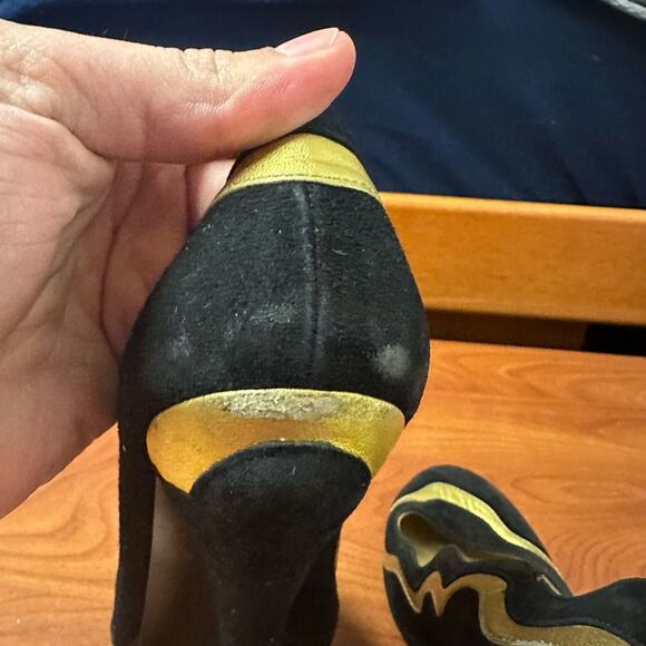 Prada Black Suede Colorblock Pumps Leather Designer Size 37 Gold Design Heels - Picture 12 of 16